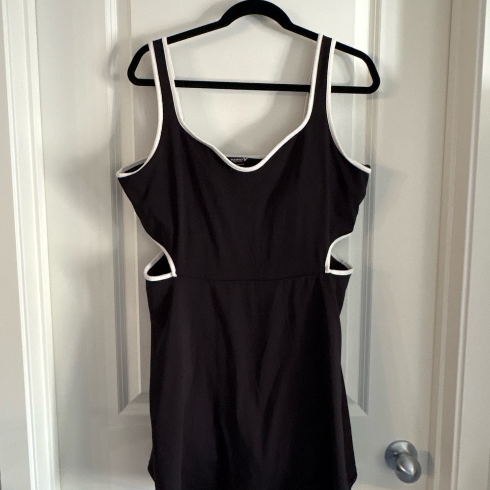 Women's Black and White Athletic Dress
